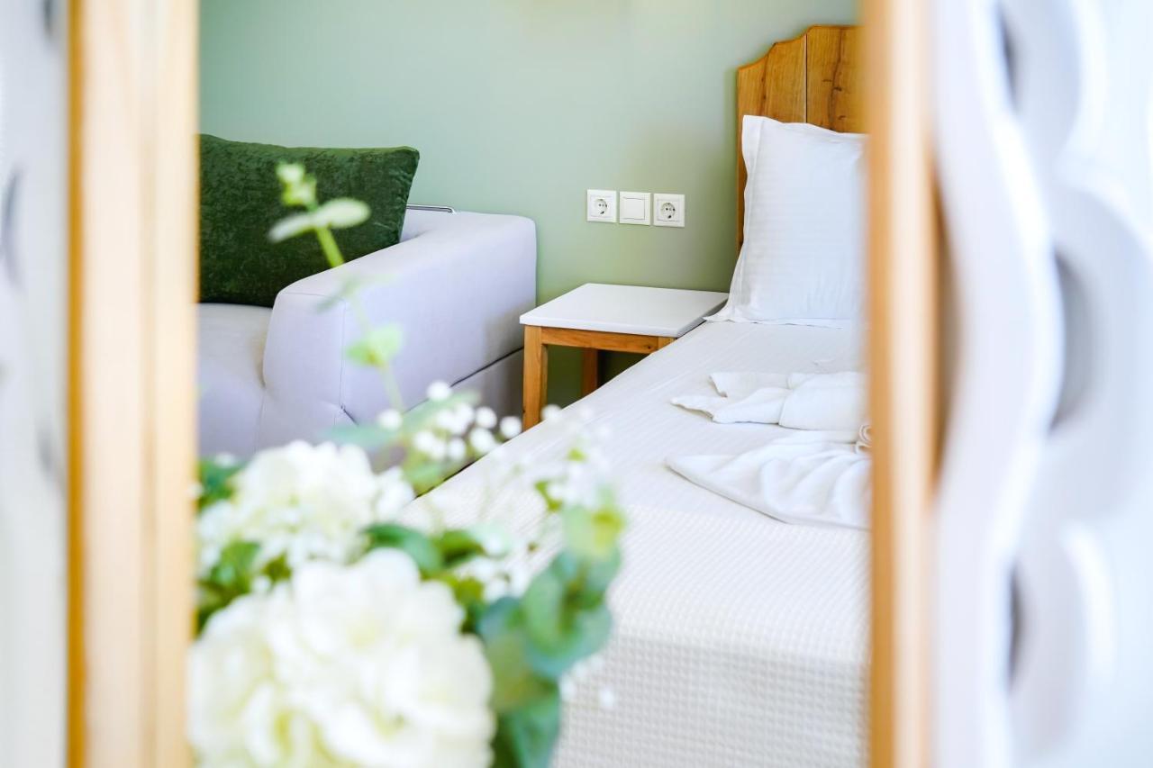 Blue View Hotel Лименария Екстериор снимка
